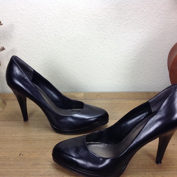 Nine West Black Leather Almond Toe Platfor… - Picture 5 of 7